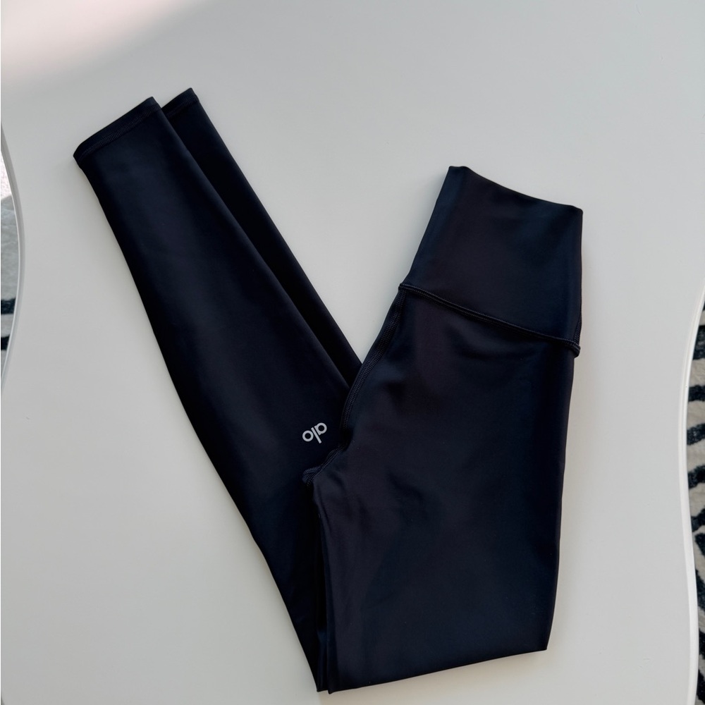 ALO Yoga High-Waist Airlift Leggings Black Silky Full length